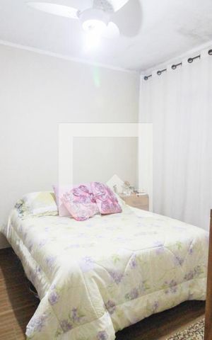 Casa à venda com 180m², 4 quartos e 2 vagasquarto 1 casa 2