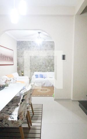 Casa à venda com 180m², 4 quartos e 2 vagasquarto 1 casa 2