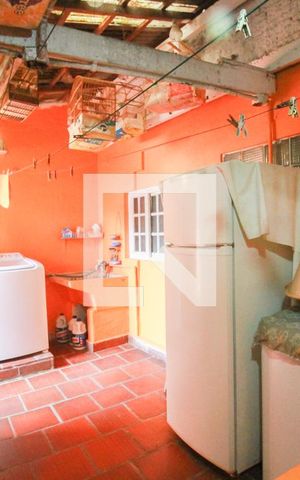 Casa à venda com 180m², 4 quartos e 2 vagasarea de serviço casa 1