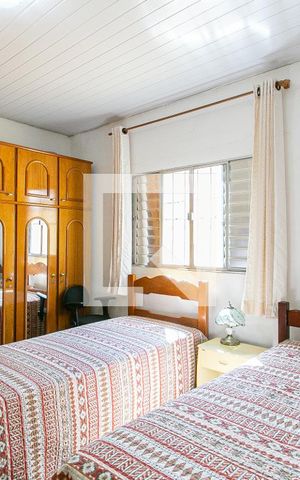 Casa à venda com 264m², 4 quartos e 3 vagasCasa 1 - Quarto 1