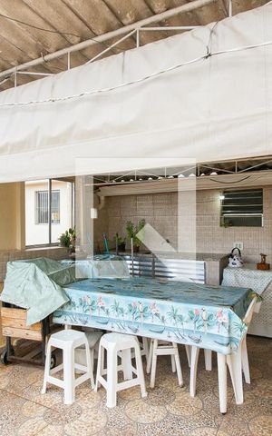 Casa à venda com 264m², 4 quartos e 3 vagasCasa 1 - Varanda