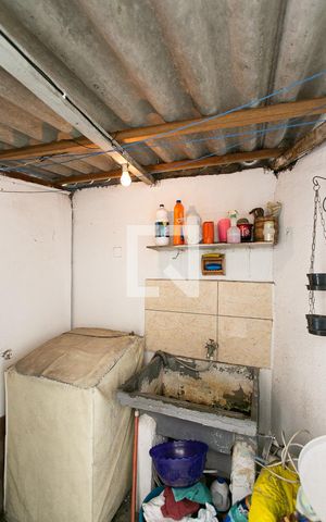 Casa à venda com 264m², 4 quartos e 3 vagasCasa 3 - Área de Serviço