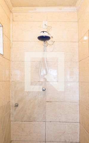 Casa à venda com 264m², 4 quartos e 3 vagasCasa 3 - Banheiro