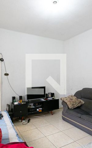 Casa à venda com 264m², 4 quartos e 3 vagasCasa 3 - Sala