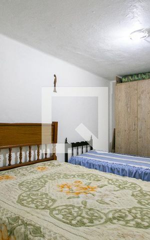 Casa à venda com 264m², 4 quartos e 3 vagasCasa 2 - Quarto