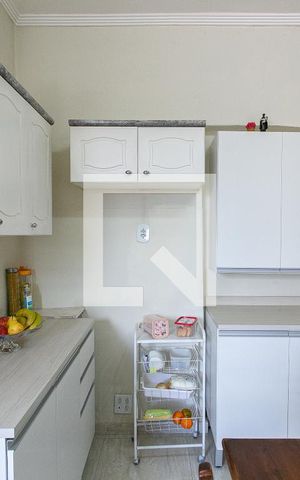 Casa à venda com 264m², 4 quartos e 3 vagasCasa 1 - Cozinha