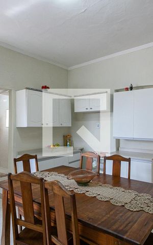Casa à venda com 264m², 4 quartos e 3 vagasCasa 1 - Cozinha