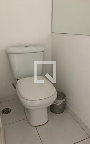 Casa à venda com 625m², 5 quartos e 2 vagas Casa à venda com 625m², 5 quartos e 2 vagasBanheiro 5