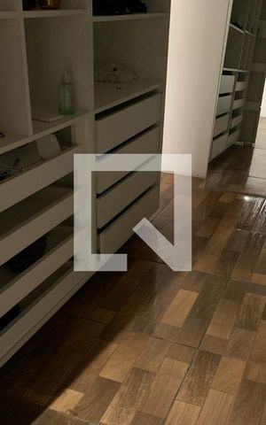 Casa à venda com 625m², 5 quartos e 2 vagas Casa à venda com 625m², 5 quartos e 2 vagasQuarto 1