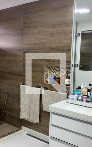Casa à venda com 625m², 5 quartos e 2 vagas Casa à venda com 625m², 5 quartos e 2 vagasBanheiro da Suíte