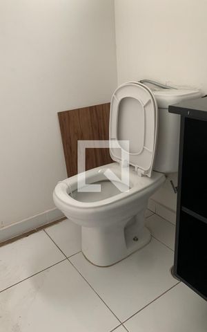 Casa à venda com 625m², 5 quartos e 2 vagas Casa à venda com 625m², 5 quartos e 2 vagasBanheiro 1