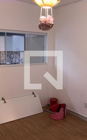 Casa à venda com 625m², 5 quartos e 2 vagas Casa à venda com 625m², 5 quartos e 2 vagasQuarto 4