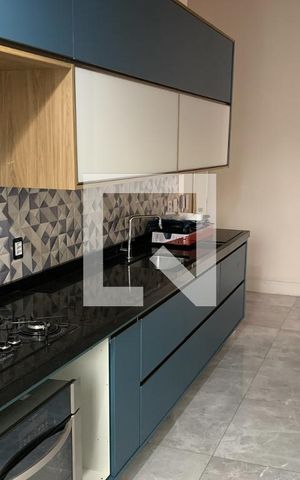 Casa à venda com 625m², 5 quartos e 2 vagas Casa à venda com 625m², 5 quartos e 2 vagasCozinha