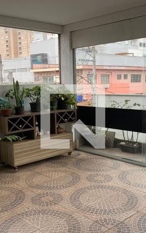 Casa à venda com 625m², 5 quartos e 2 vagas Casa à venda com 625m², 5 quartos e 2 vagasQuintal