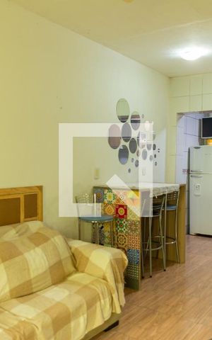 Casa de condomínio à venda com 65m², 2 quartos e 1 vaga Casa de condomínio à venda com 65m², 2 quartos e 1 vagaSala