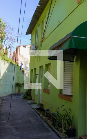 Casa de condomínio à venda com 65m², 2 quartos e 1 vaga Casa de condomínio à venda com 65m², 2 quartos e 1 vagaVista