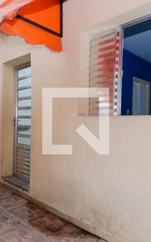 Casa para alugar com 37m², 1 quarto e sem vagaEntrada 