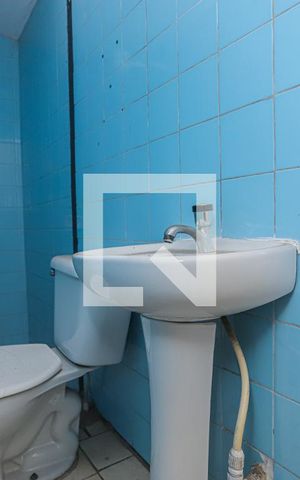 Casa à venda com 103m², 2 quartos e 1 vagaBanheiro