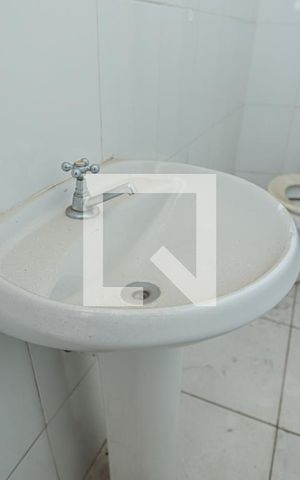 Casa à venda com 103m², 2 quartos e 1 vagaBanheiro de Serviço 1