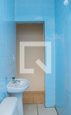 Casa à venda com 103m², 2 quartos e 1 vagaBanheiro