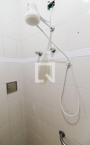Casa à venda com 150m², 4 quartos e 1 vaga Casa à venda com 150m², 4 quartos e 1 vagaBanheiro Chuveiro