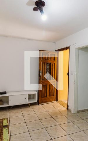 Casa à venda com 150m², 4 quartos e 1 vaga Casa à venda com 150m², 4 quartos e 1 vagaSala