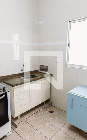 Casa à venda com 150m², 4 quartos e 1 vaga Casa à venda com 150m², 4 quartos e 1 vagaCozinha