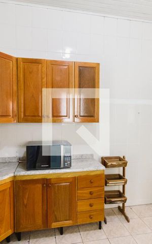 Casa à venda com 150m², 4 quartos e 1 vaga Casa à venda com 150m², 4 quartos e 1 vagaCozinha