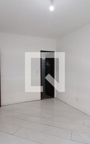 Apartamento para alugar com 130m², 3 quartos e 1 vagaSuíte