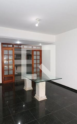 Apartamento para alugar com 130m², 3 quartos e 1 vagaSala