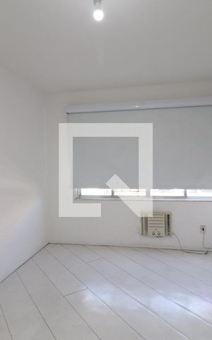 Apartamento para alugar com 130m², 3 quartos e 1 vagaSuíte