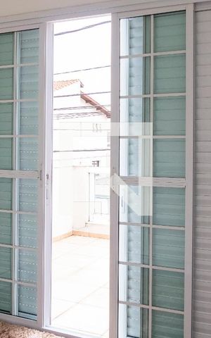 Casa à venda com 125m², 3 quartos e 2 vagasCloset da Suíte