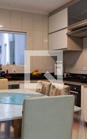 Casa à venda com 125m², 3 quartos e 2 vagasCozinha