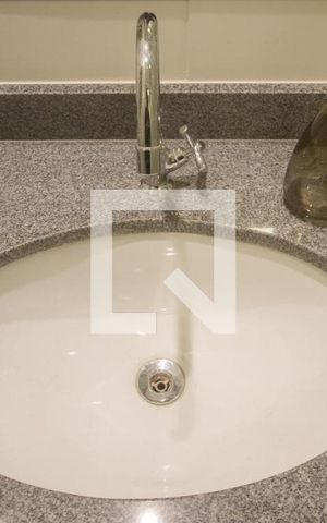 Apartamento à venda com 25m², 1 quarto e sem vagaPia