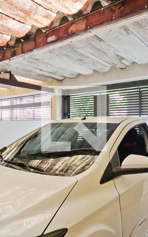 Casa à venda com 136m², 3 quartos e 2 vagas Casa à venda com 136m², 3 quartos e 2 vagasGaragem