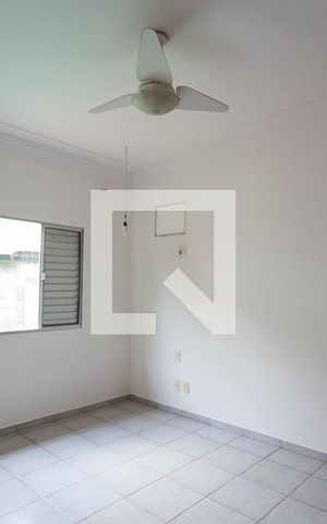 Casa para alugar com 280m², 4 quartos e 3 vagas Casa para alugar com 280m², 4 quartos e 3 vagasSuite 3