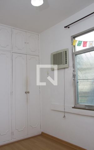 Apartamento à venda com 70m², 3 quartos e 1 vagaQuarto 2