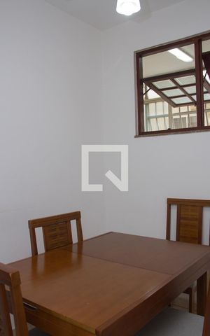 Apartamento à venda com 70m², 3 quartos e 1 vagaSala de jantar