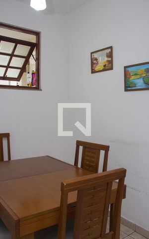 Apartamento à venda com 70m², 3 quartos e 1 vagaSala de jantar