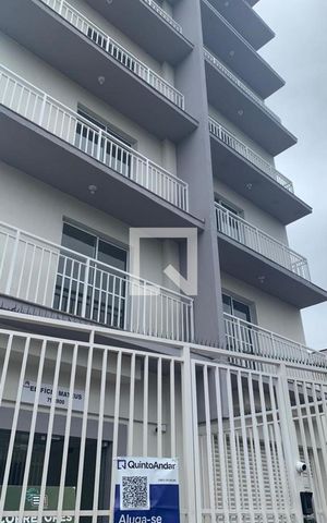 Studio à venda com 25m², 1 quarto e sem vaga Studio à venda com 25m², 1 quarto e sem vagaFachada
