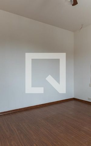 Casa para alugar com 350m², 6 quartos e 3 vagas Casa para alugar com 350m², 6 quartos e 3 vagasSuíte 1
