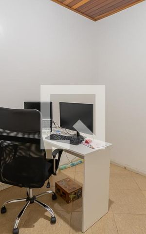 Casa à venda com 98m², 3 quartos e 2 vagasQuarto 3