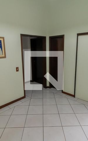 Casa à venda com 190m², 3 quartos e 3 vagasSala