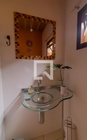 Casa à venda com 190m², 3 quartos e 3 vagasLavabo