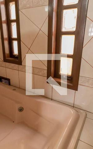 Casa à venda com 190m², 3 quartos e 3 vagasSuite do quarto 3