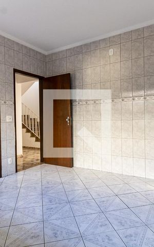 Casa à venda com 210m², 3 quartos e 3 vagas Casa à venda com 210m², 3 quartos e 3 vagasCopa da Cozinha