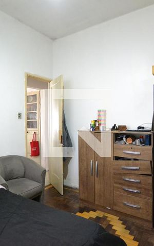 Casa à venda com 100m², 4 quartos e 4 vagasQuarto 2
