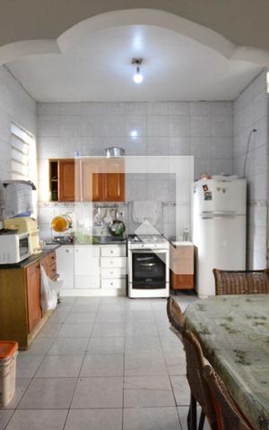 Casa à venda com 100m², 4 quartos e 4 vagasCozinha