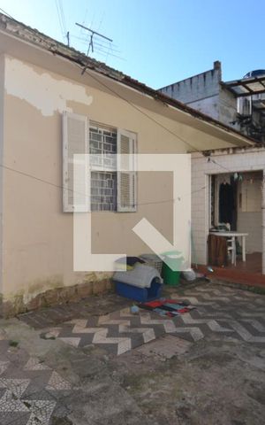 Casa à venda com 100m², 4 quartos e 4 vagasÁrea Externa