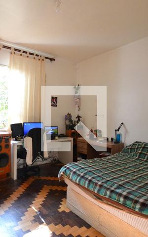 Casa à venda com 100m², 4 quartos e 4 vagasQuarto 1
